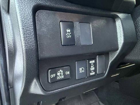 Used 2021 Toyota Tacoma TRD Off-Road image 17