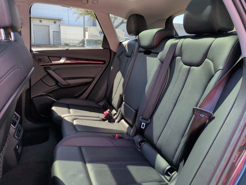 Used 2018 Audi Q5 2.0T Premium Plus w/ Premium Plus Package image 32