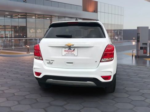 Used 2020 Chevrolet Trax LT image 8