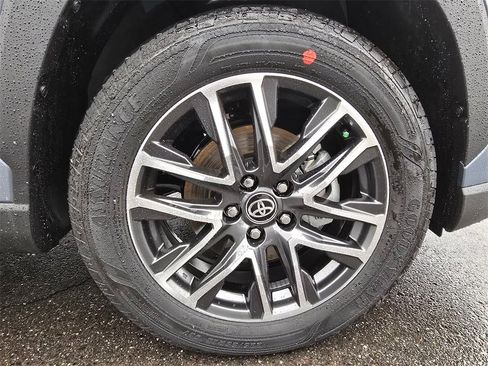 New 2026 Toyota Corolla Cross XLE image 9