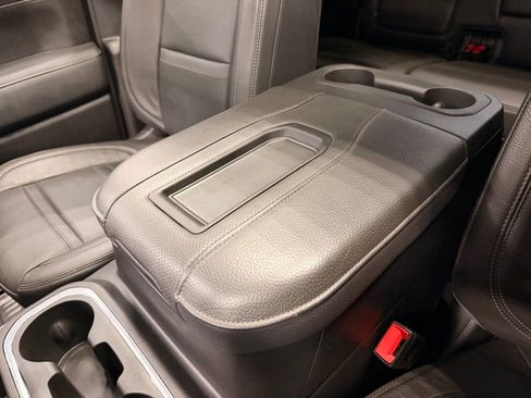 Used 2021 GMC Sierra 3500 Denali w/ Denali Black Diamond Edition image 52