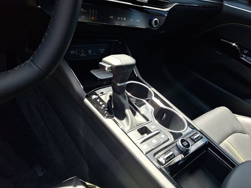 New 2026 Kia K5 GT w/ GT1 Package FWD image 10