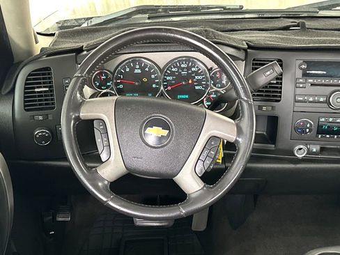Used 2010 Chevrolet Silverado 1500 LT w/ Texas Edition image 17