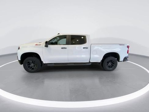 Used 2020 Chevrolet Silverado 1500 LT Trail Boss image 5