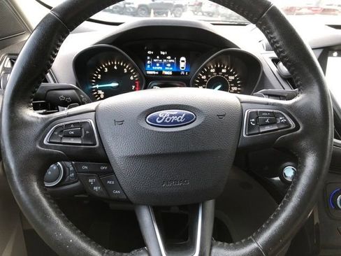 Used 2017 Ford Escape Titanium image 22