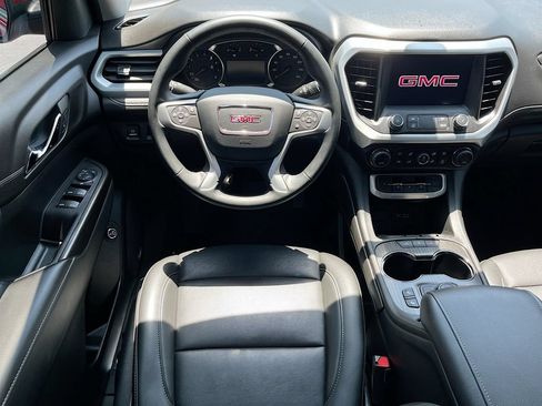 Used 2023 GMC Acadia SLT FWD image 23