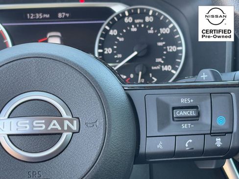 Certified 2022 Nissan Rogue SV AWD/4WD image 20