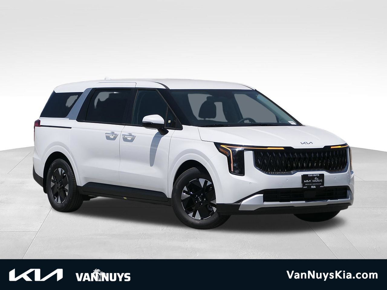 New 2026 Kia Carnival LXS FWD image 1