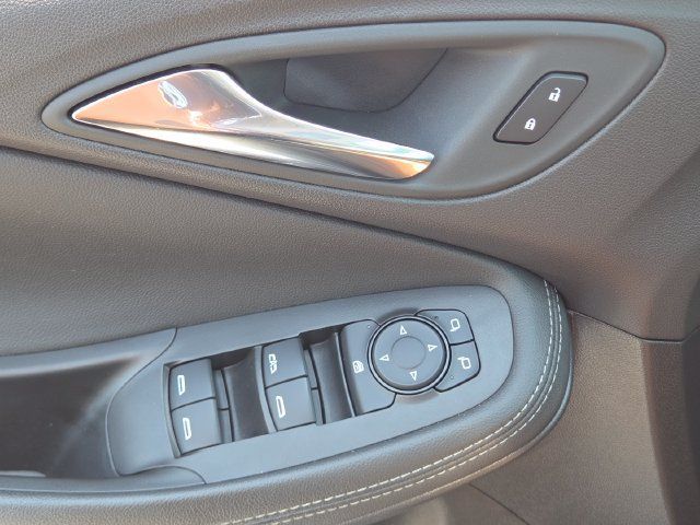 Used 2023 Buick Encore GX Preferred FWD image 21