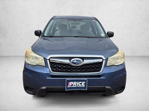 Used 2014 Subaru Forester 2.5i AWD/4WD image 2