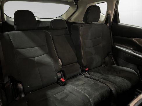 Used 2018 Nissan Murano SV image 20