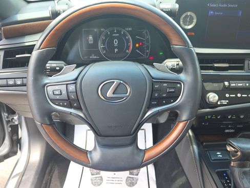 Used 2022 Lexus ES 350 Ultra Luxury w/ Accessory Package 2 FWD image 14