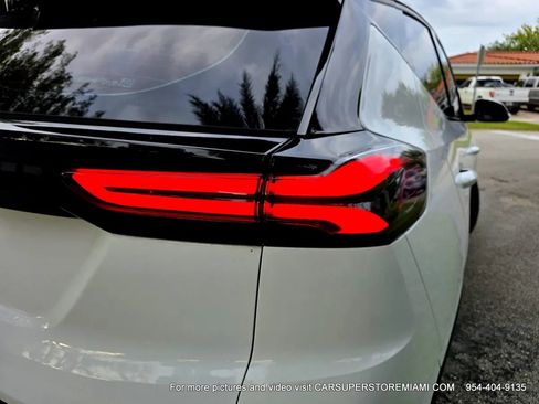 Used 2022 Chevrolet Bolt EUV LT w/ Driver Confidence Package image 68