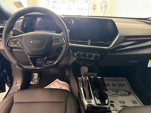 New 2026 Chevrolet Trax RS w/ Driver Confidence Package FWD image 15