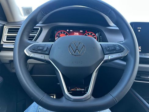 New 2026 Volkswagen Atlas Peak Edition image 7