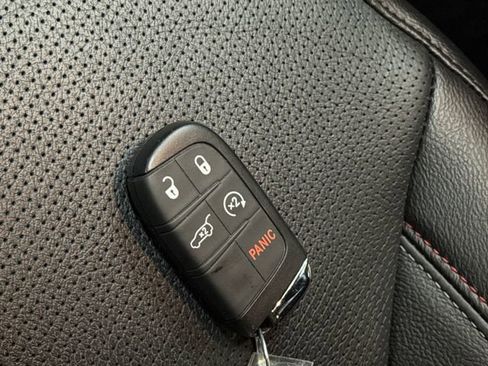 Used 2024 Jeep Compass Trailhawk w/ Trailhawk Elite Group image 30