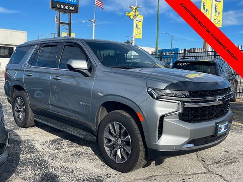 Used 2024 Chevrolet Tahoe LS w/ Driver Alert Package image 2