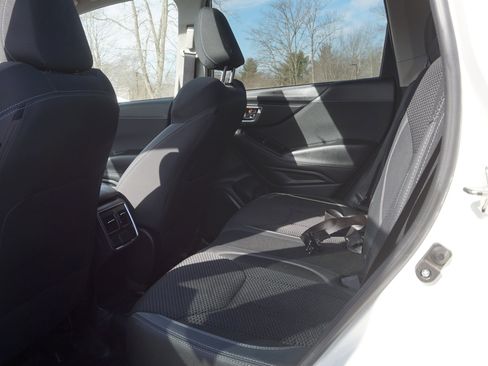 Used 2019 Subaru Forester Premium w/ All-Weather Package image 15