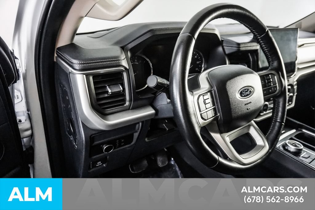 Used 2024 Ford Expedition XLT RWD image 34