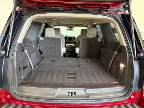 Used 2018 Ford Expedition Limited w/ Equipment Group 301A RWD image 14