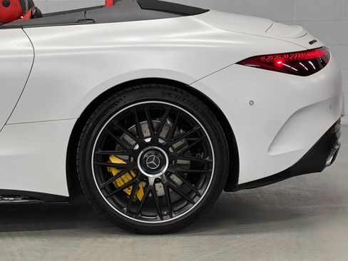 Used 2022 Mercedes-Benz SL 63 AMG 4MATIC image 8