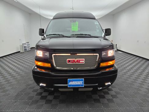 New 2024 GMC Savana 2500 image 14