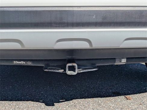 Used 2019 Chevrolet Trax LT w/ LT Convenience Package image 28