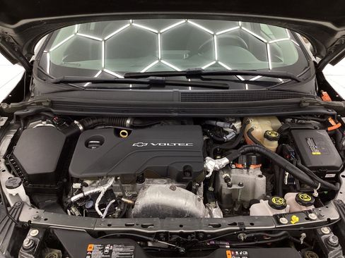 Used 2017 Chevrolet Volt LT w/ Comfort Package image 14