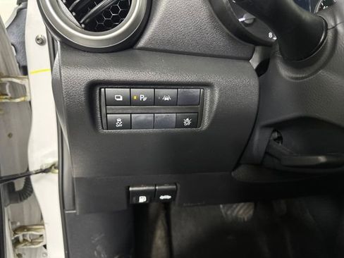 Used 2024 Nissan Versa S w/ S Plus Package image 19