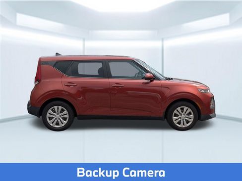 Used 2022 Kia Soul LX FWD image 9