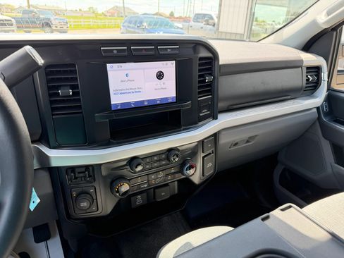 Used 2024 Ford F550 4x4 Crew Cab Super Duty w/ XLT Value Package image 23