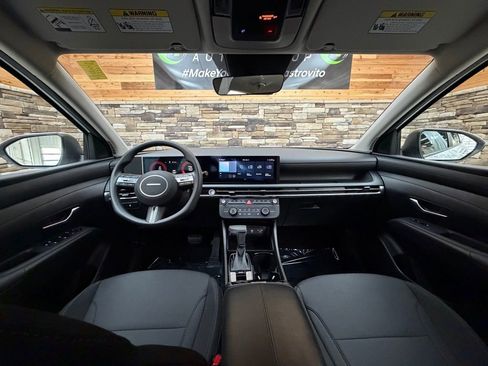 Used 2026 Hyundai Tucson SE image 11