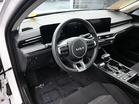 Used 2025 Kia K5 LXS FWD image 11