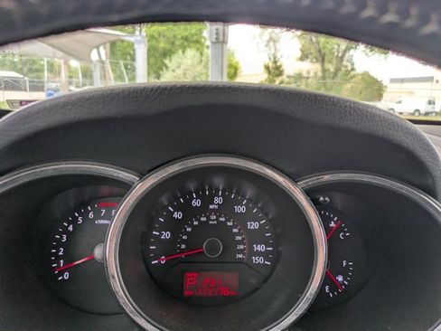 Used 2012 Kia Sorento EX w/ EX V6 Premium Pkg AWD/4WD image 9