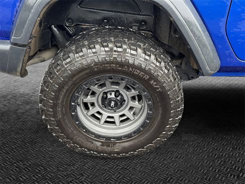 Certified 2019 Jeep Wrangler Sport image 12