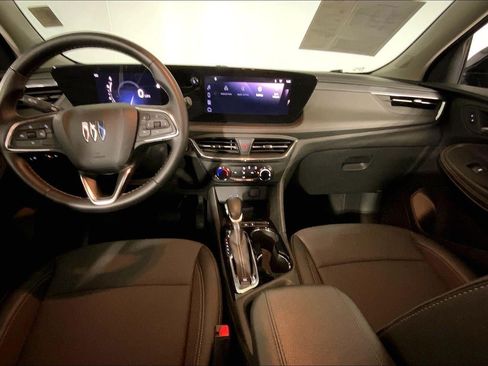 Used 2025 Buick Encore GX Preferred AWD/4WD image 16