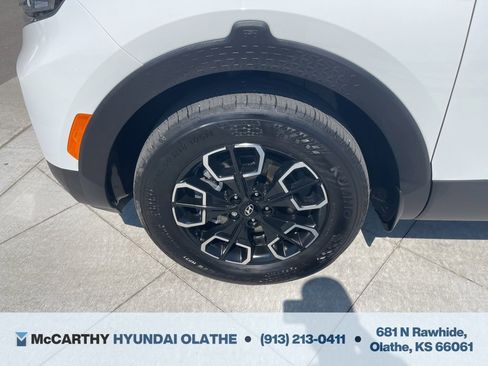 Certified 2024 Hyundai Santa Cruz SEL w/ Activity Package image 18
