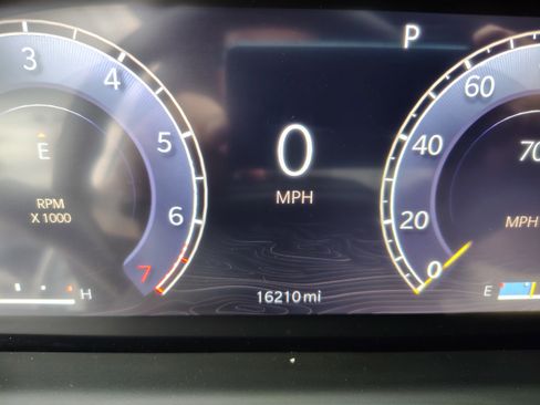 Certified 2024 Jeep Grand Cherokee Limited w/ Luxury Tech Group II image 30