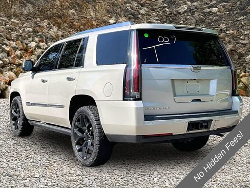 Used 2015 Cadillac Escalade Premium AWD/4WD image 10