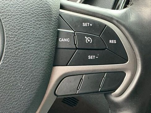 Used 2020 Jeep Grand Cherokee Altitude image 33