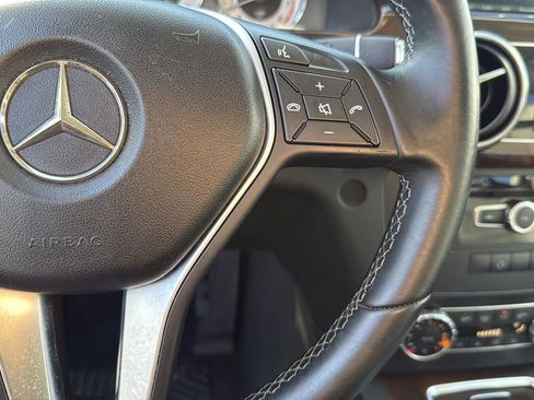 Used 2014 Mercedes-Benz GLK 350 2WD image 16