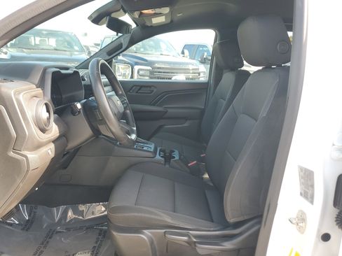 Used 2023 Chevrolet Colorado W/T image 11