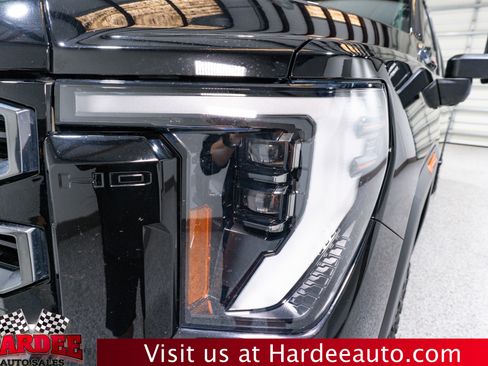 Used 2024 GMC Sierra 2500 AT4 w/ AT4 Premium Plus Package image 8