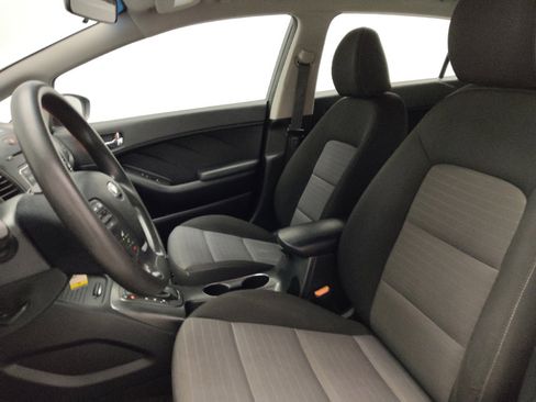 Used 2016 Kia Forte LX image 17