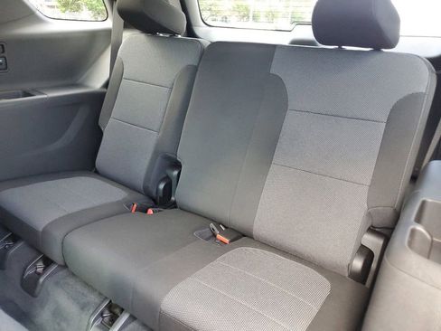 Used 2023 Chevrolet Traverse LT image 12