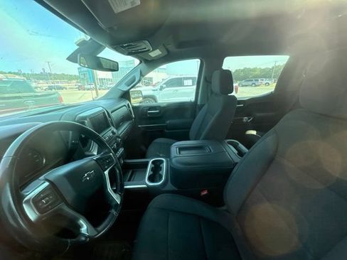 Used 2022 Chevrolet Silverado 1500 RST w/ LPO, Blackout Package RWD image 7