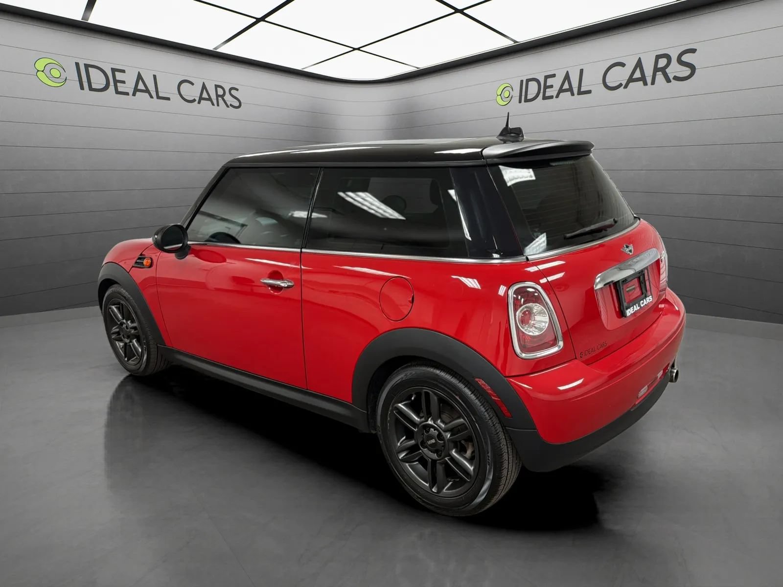 Used 2011 MINI Cooper Hardtop FWD image 7