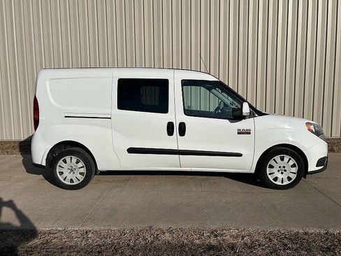 Used 2017 RAM ProMaster City Tradesman SLT w/ Rear Back-up Camera Group image 12