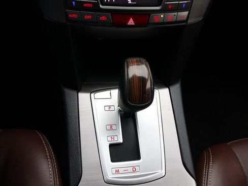 Used 2014 Subaru Outback 2.5i Limited image 8