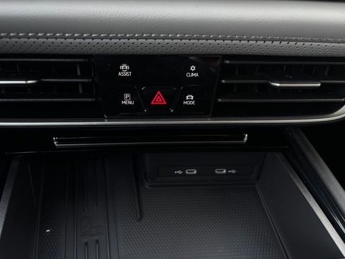 New 2026 Volkswagen Atlas Peak Edition image 23